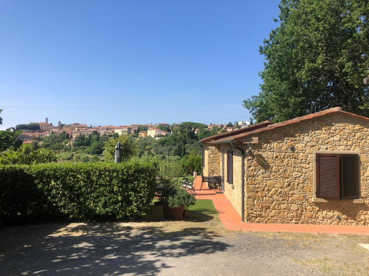 Case&Colline Buonriposo Montescudaio Bagian luar foto